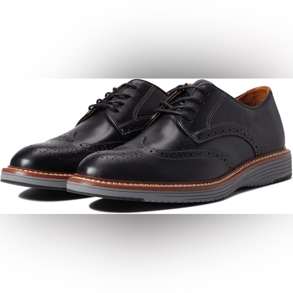 Johnston & Murphy Other - Johnston & Murphy Men's Upton Wingtip Oxfords Black